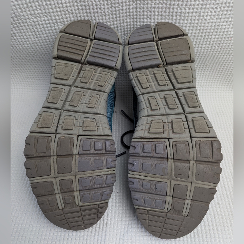 Nike Flyknit Chukka SP Night Factor - Picture 8 of 10